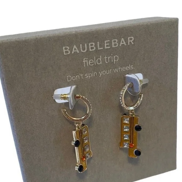 NWT ⚜️🚌⚜️ BaubleBar Field Trip Jeweled School Bus Dangle Earrings. - Picture 4 of 8